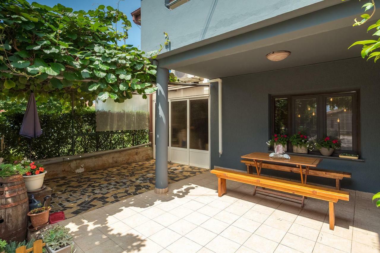 Apartment Olga Pula Exterior photo
